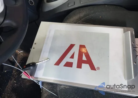 2015 Nissan Rogue Select S z USA, uszkodzony, nr VIN JN8AS5MT8FW670910